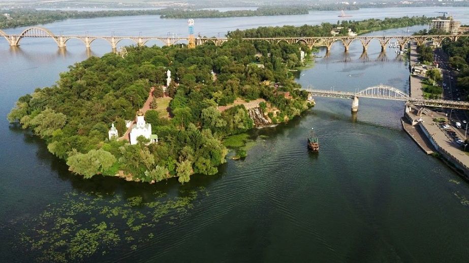 У Дніпрі залишається багато центрів політичного тяжіння