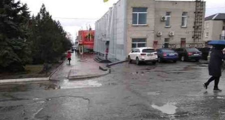 В городе на Днепропетровщине представители ТЦК пришли на сессию горсовета искать депутатов