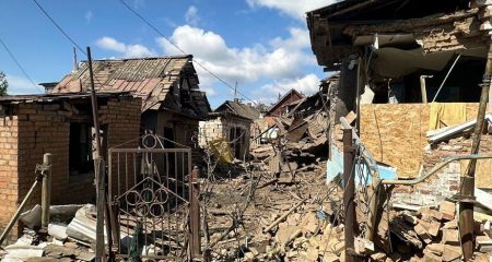 Ворог атакував дронами 15 разів Нікопольщину, після ракетного удару по Дніпровському району 8 постраждалих