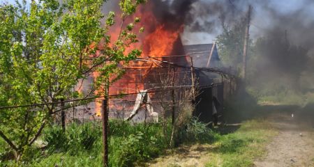 Окупанти 1 травня атакували три райони Дніпропетровщини: постраждала жінка (ФОТО)